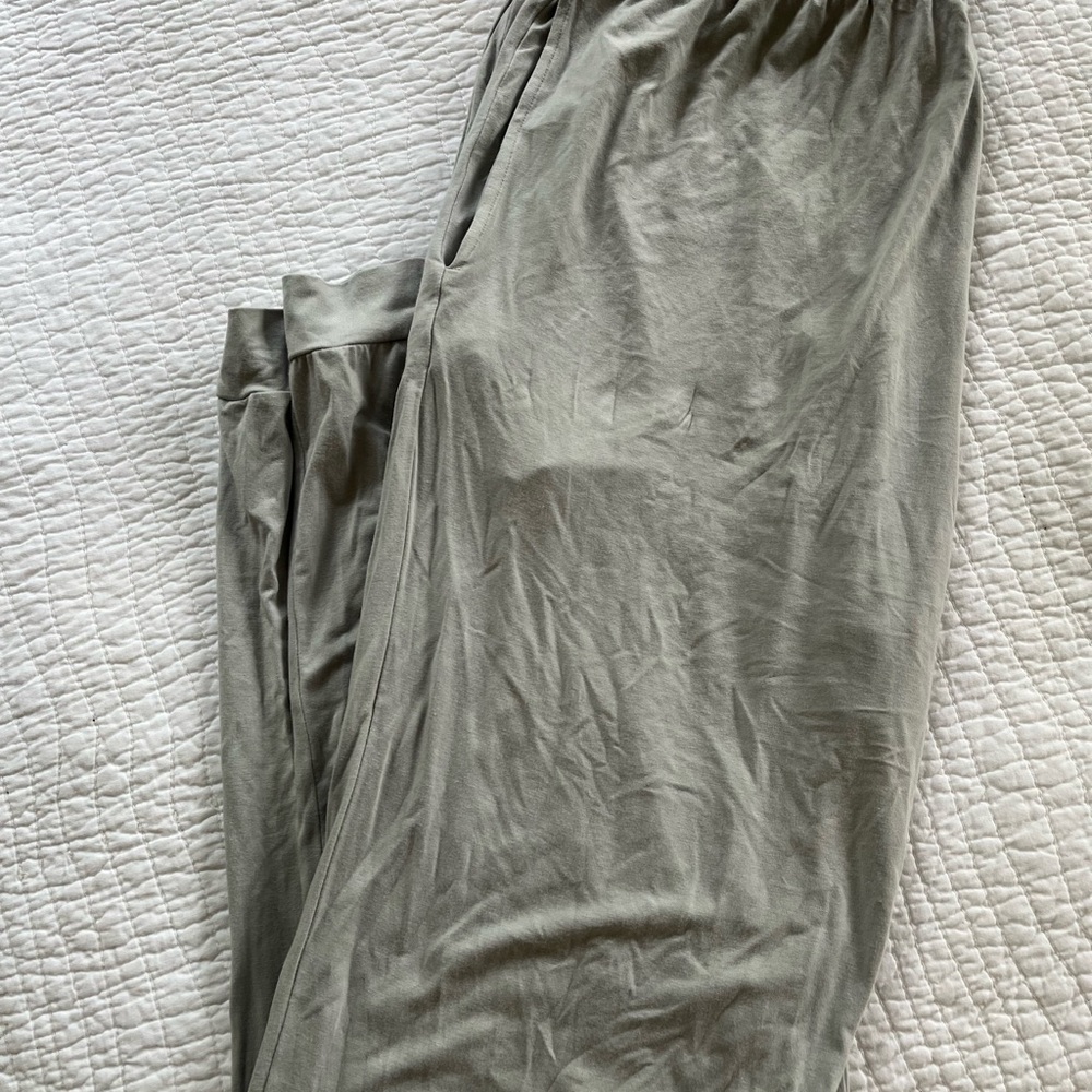 Kyte baby 2pc Men’s Jogger set Size Large Storm Silver - Picture 11 of 12
